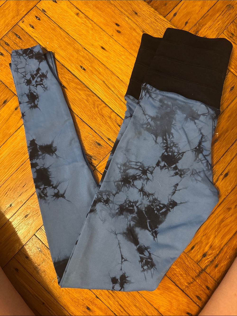 Tie-Dye High-Waist Leggings - Blue and Black